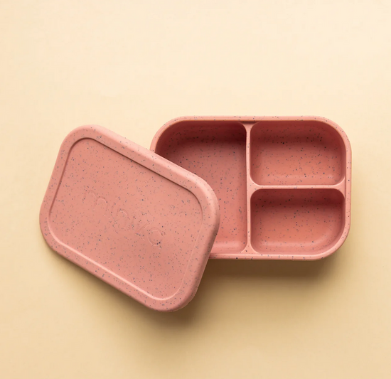 Bento lunch box  by Minika