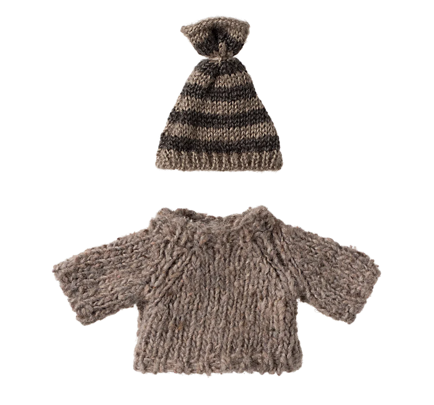 Knitted sweater and hat, Big Brother mouse  by Maileg
