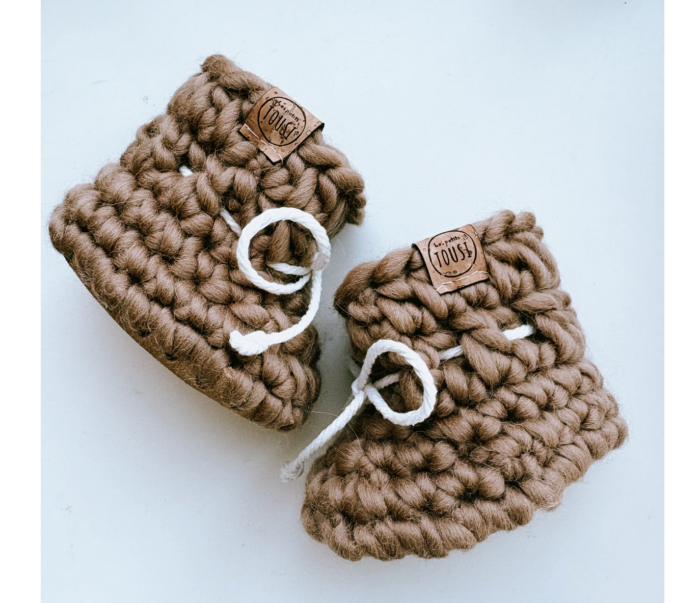 Les petits Tousi - Wool booties - Cappuccino