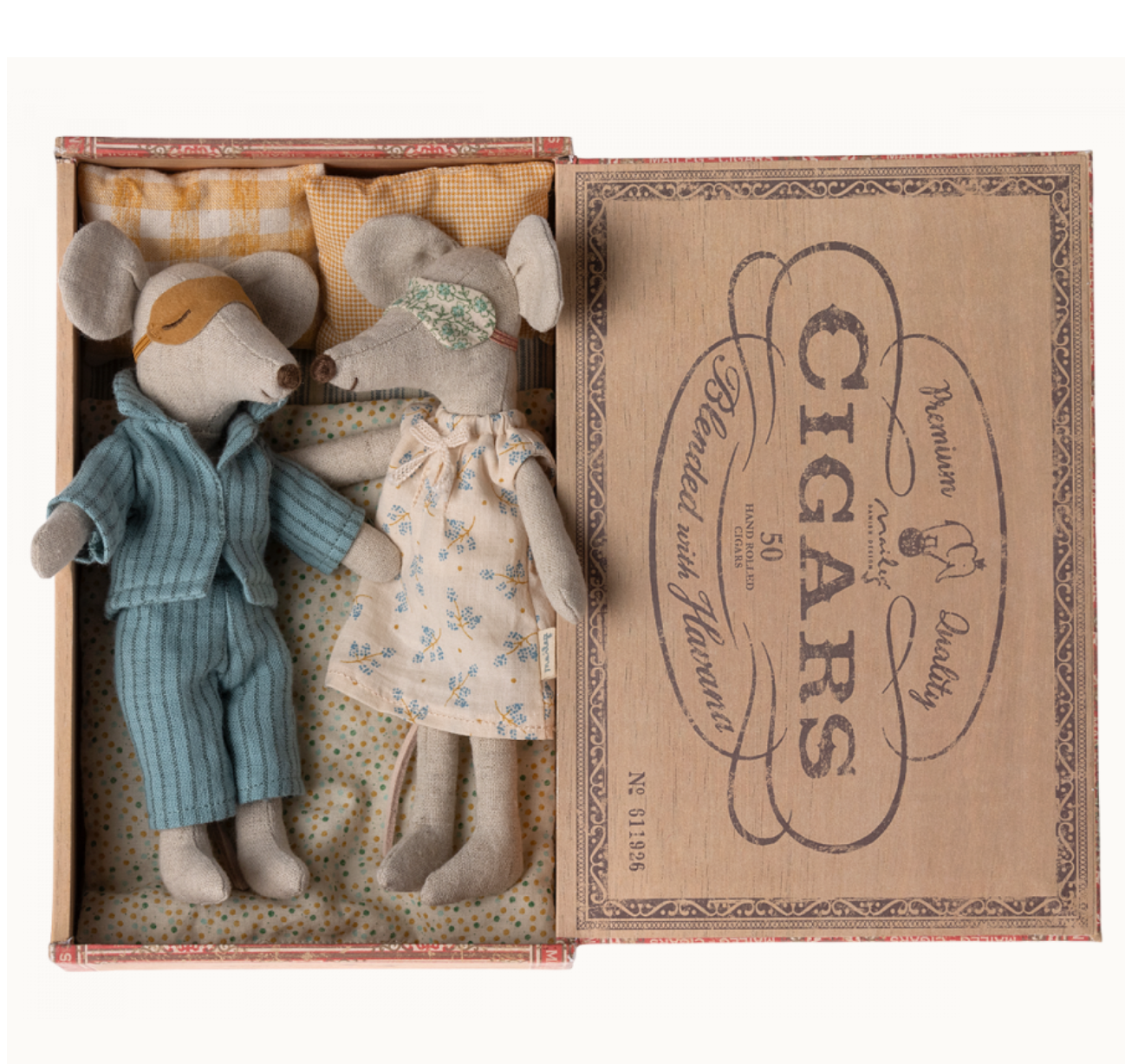 Mum and dad mice in cigarbox by Maileg