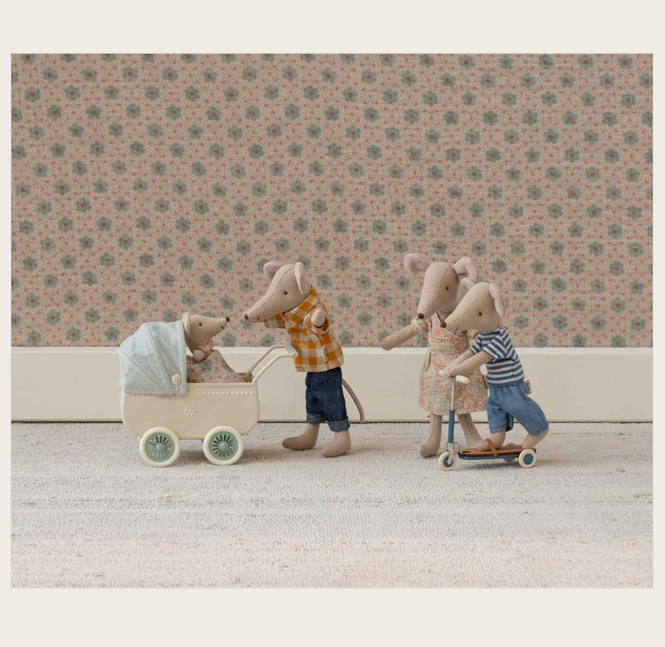 2025 Pram with Baby Mouse, Mint - Maileg
