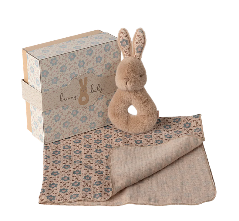 Rabbit rattle set - Cream peach by Maileg