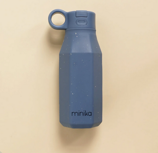 Water bottle  by Minika