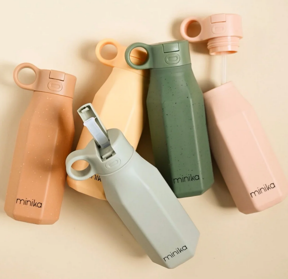 Water bottle  by Minika