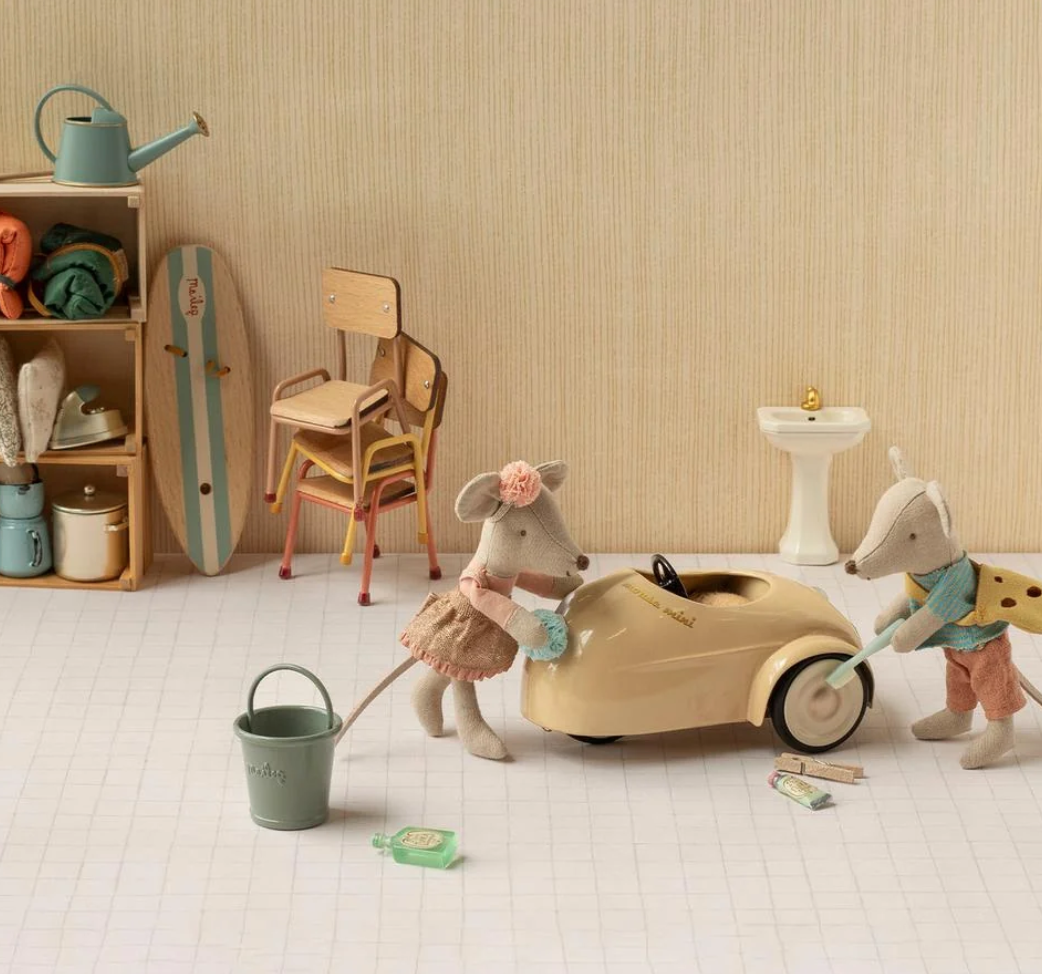 Maileg Mouse Car - Wheat