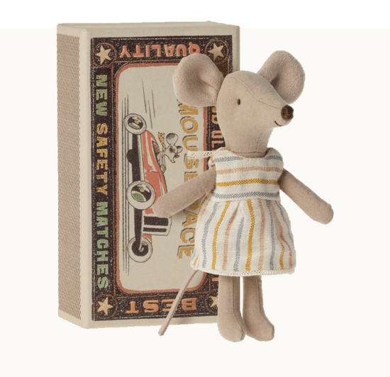 Load image into Gallery viewer, Maileg Big sister mouse in matchbox
